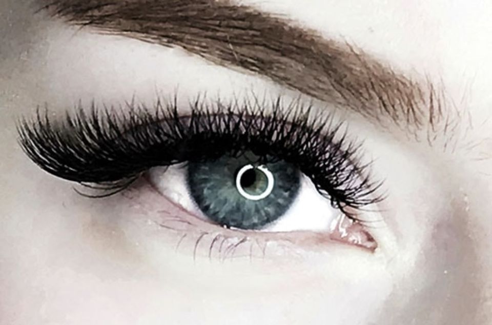 Наращивание ресниц в Минске