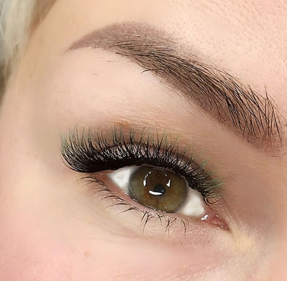 Наращивание ресниц в Минске