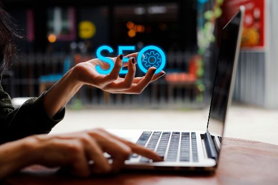 На что стоит обратить внимание при покупке SEO?