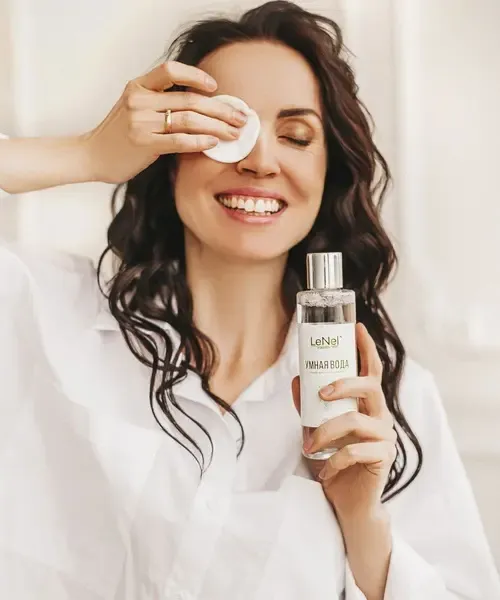 Умная вода (лосьон для снятия макияжа)