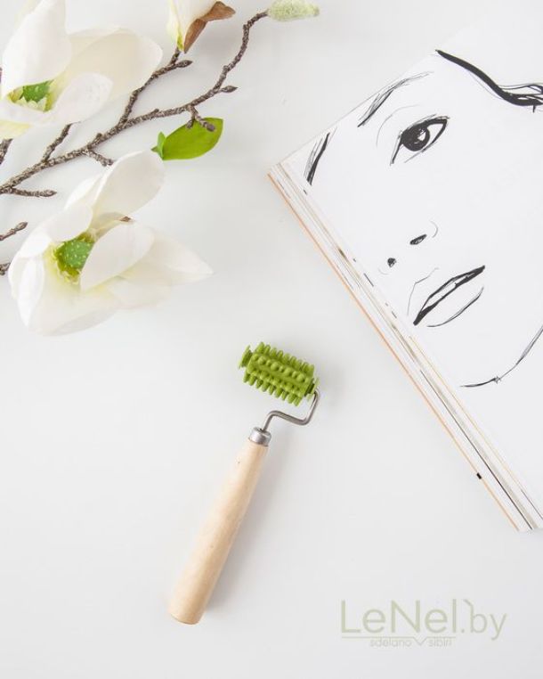 Массажный ролик