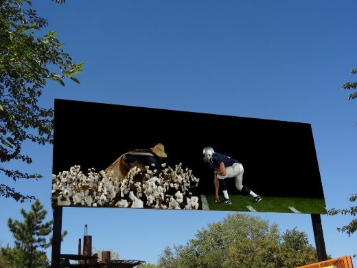 Мойка вывесок, витрин, рекламных конструкций