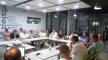 Круглый стол