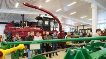 Образцы сельскохозяйственной техники