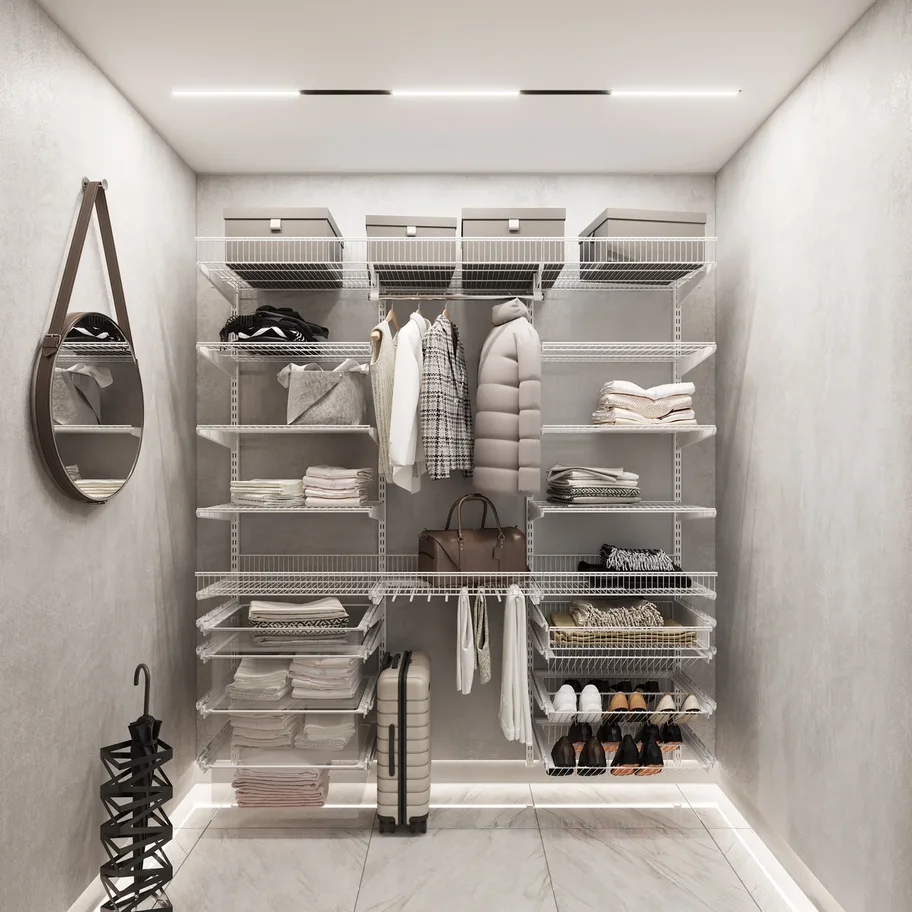 Гардероб в белых тонах