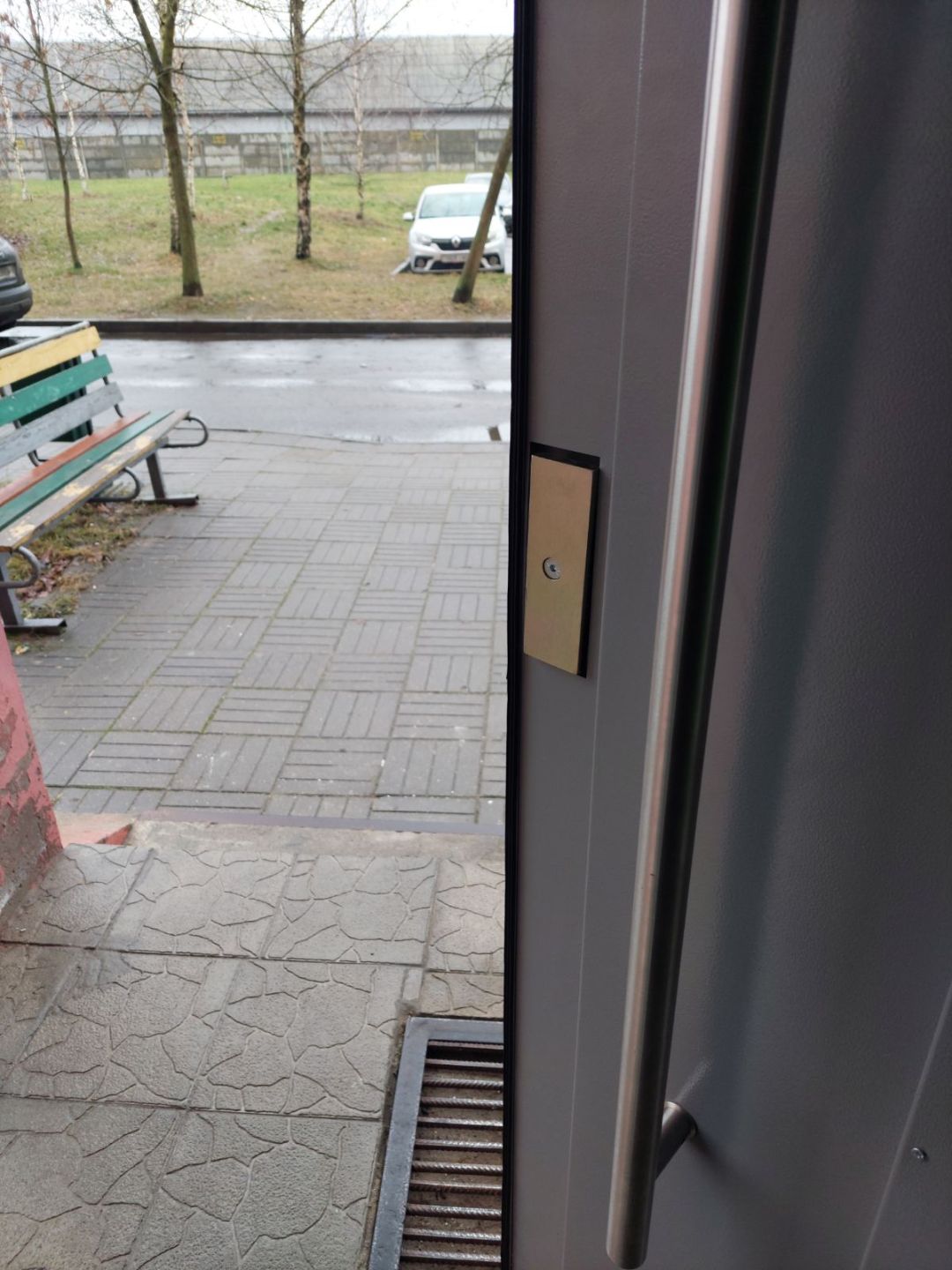 portfolio_parad_vhod_doors_metal