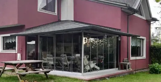Безрамное остекление веранд от Альберт Генау