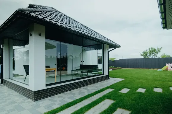 Безрамное остекление