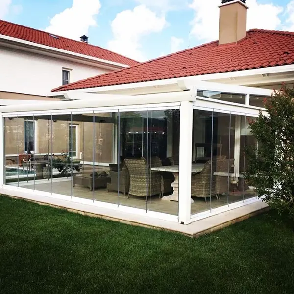 Безрамное остекление беседки Albert genau в Минске