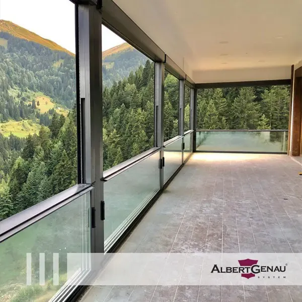 Гильотинное остекление лоджии Albert genau в Минске