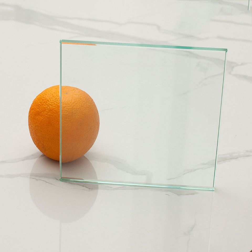 Прозрачное стекло для стеклянных перегородок