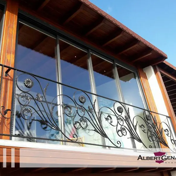 Безрамное остекление балкона Albert genau в Минске