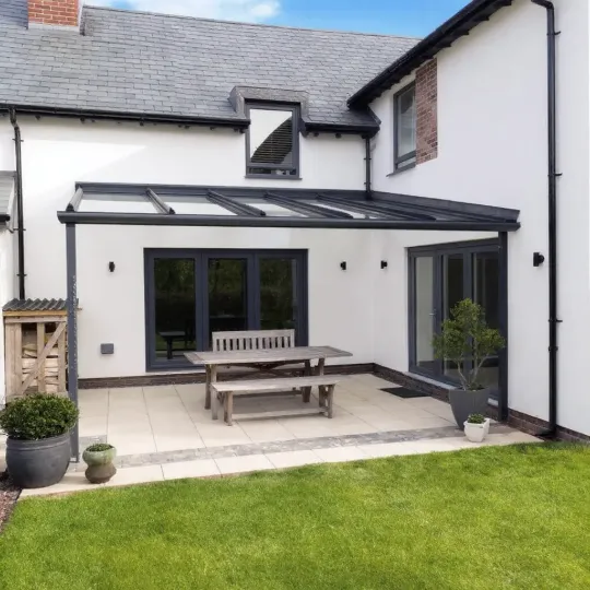 Навес с электроподогревом над вернадой