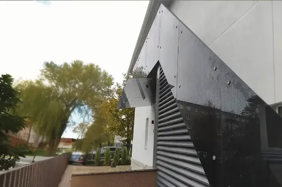 Стеклянные козырьки