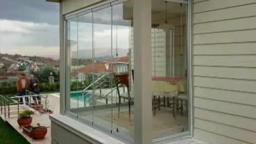 Безрамное остекление террас
