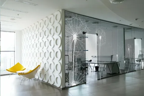 Межкомнатные перегородки из стекла