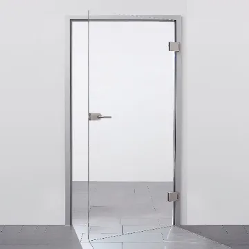 Межкомнатная дверь modena из осветленного прозрачного  стекла