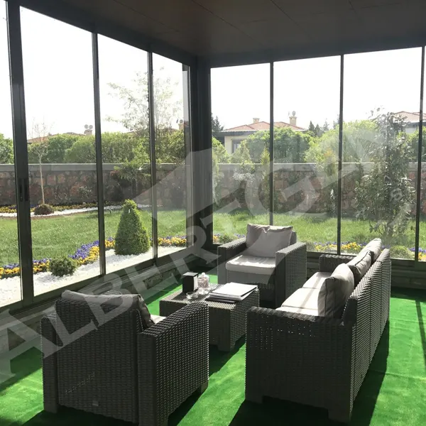 Безрамное остекление веранды Albert genau в Минске