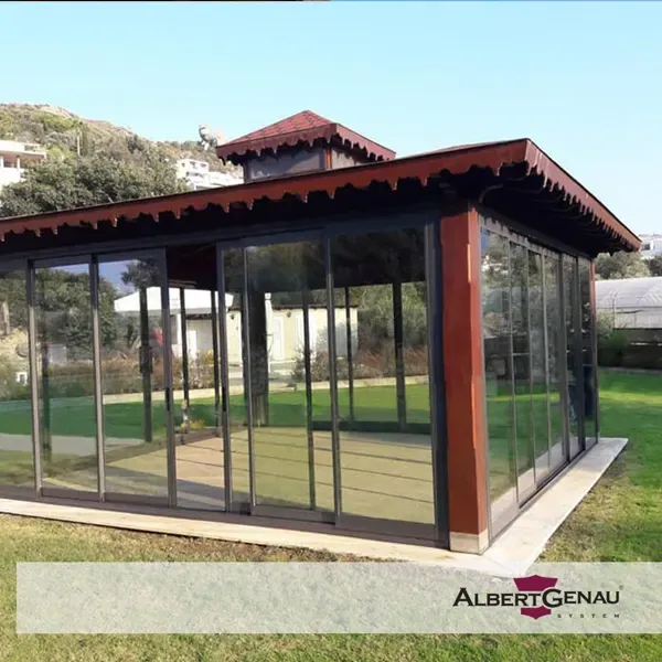 Безрамное остекление беседки Albert genau в Минске