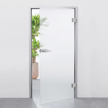 Межкомнатная дверь modena из матового бесцветного стекла