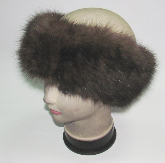 Шарфы, полоски меховые