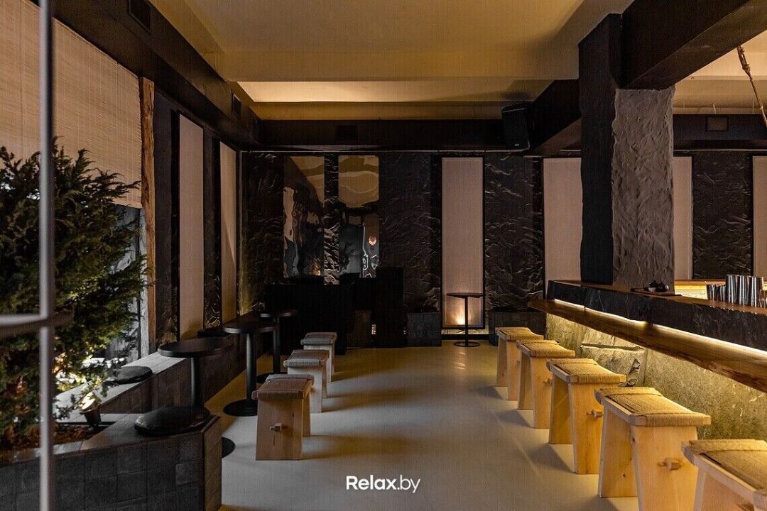 Купить готовый бизнес, кафе, бар в центре, возле метро. Японский бар с кухней Maneki (Манеки) - подробнее в каталоге buyer.by