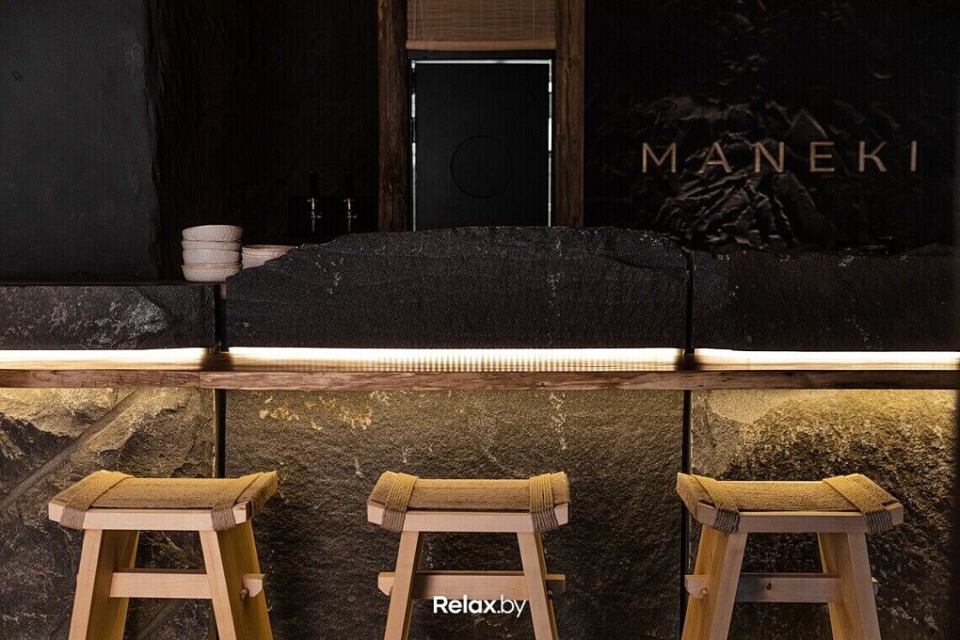 Купить готовый бизнес, кафе, бар в центре, возле метро. Японский бар с кухней Maneki (Манеки) - подробнее в каталоге buyer.by