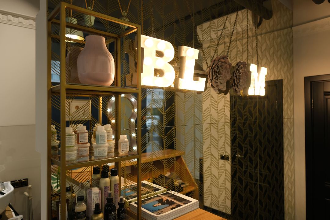 Продается салон красоты премиум класса "Bloom (Блум)". 47 м2
