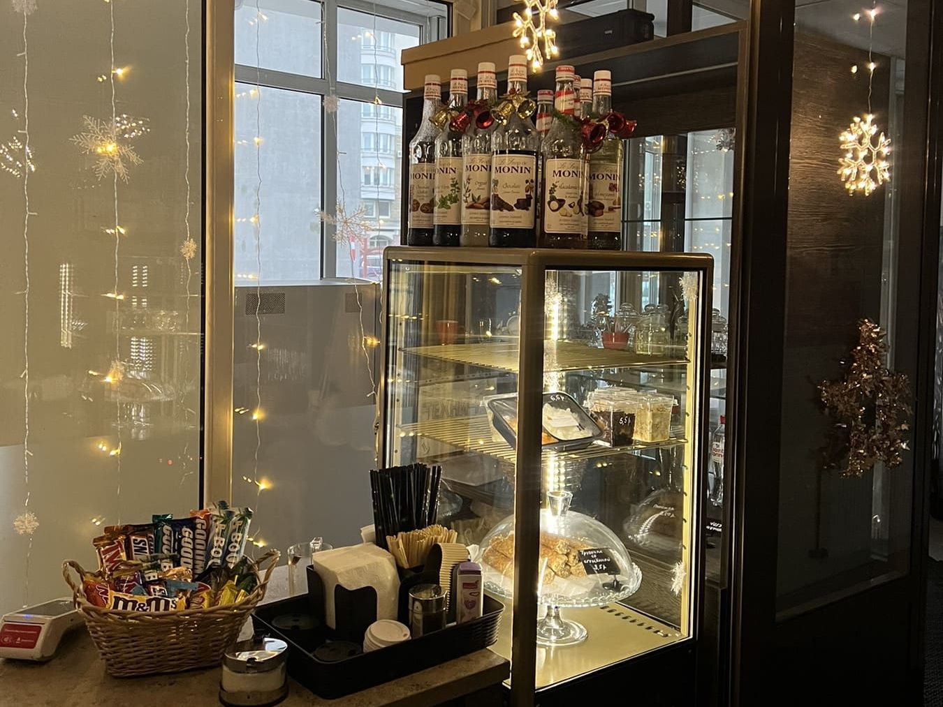 Продается кофейня 4 м2 на 1 этаже БЦ без конкуренции - каталог Buyer.by