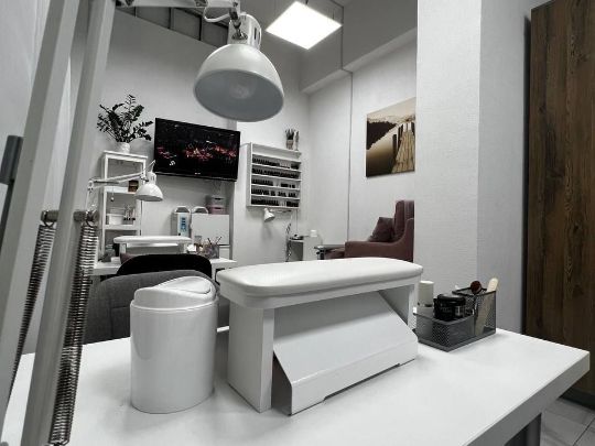 Купить готовый бизнес - студия маникюра в ЖК "Маяк Минска". Площадь 21.8 м2 - смотреть в каталоге Buyer.by