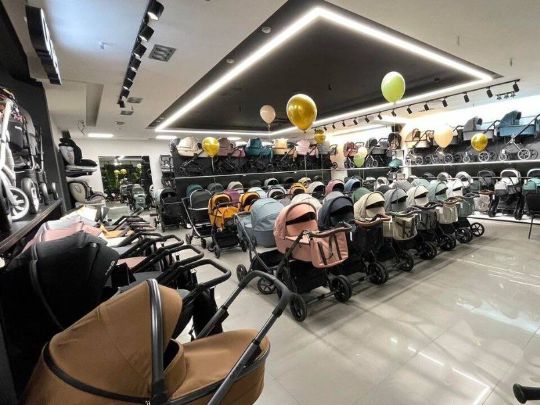 Продается розничный + интернет- магазин детский товаров. Площадь 330 м2 Подробнее в каталоге Buyer.by