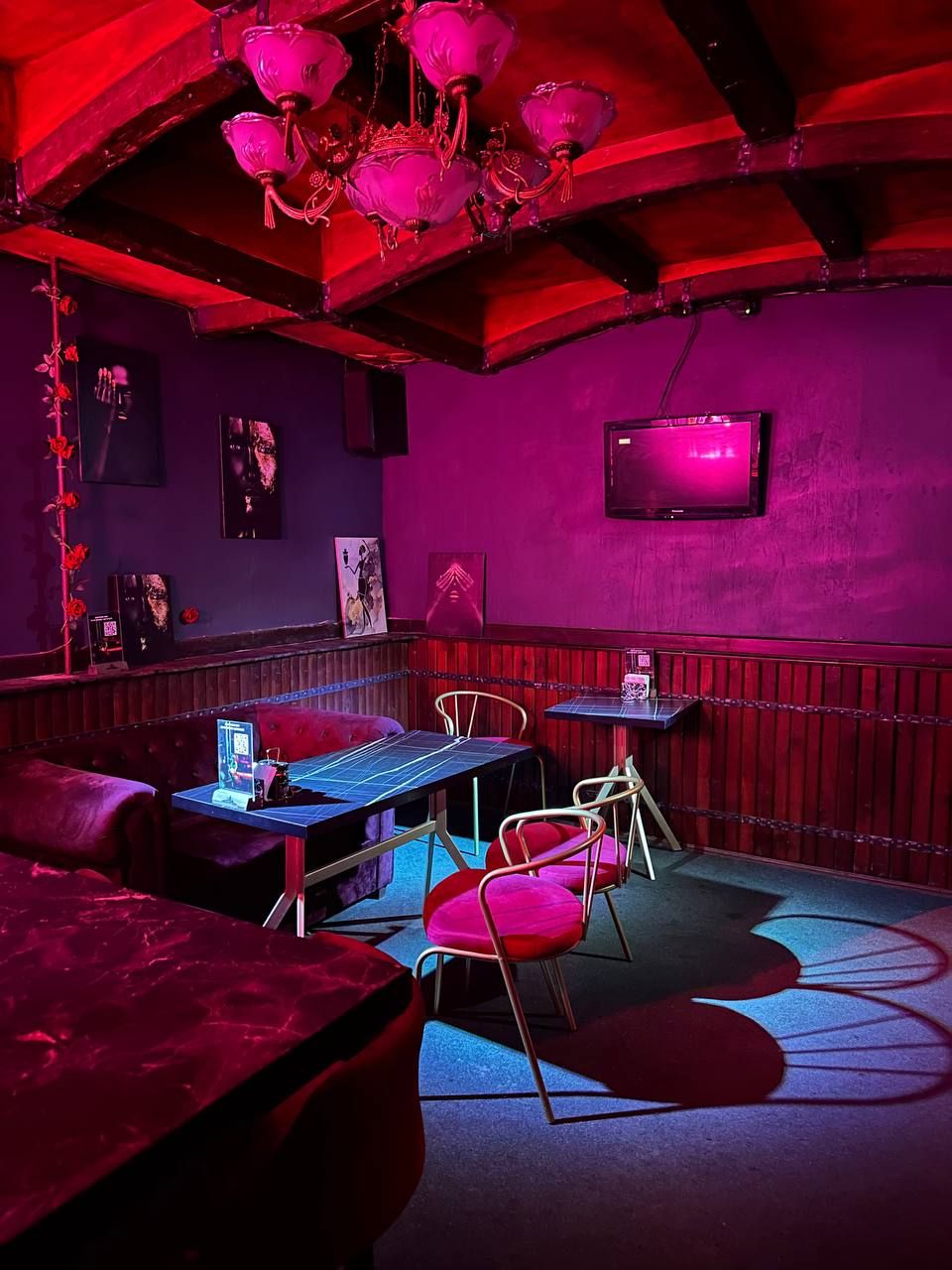 Ресто-бар, Джентельмен-клуб "Вельвет"