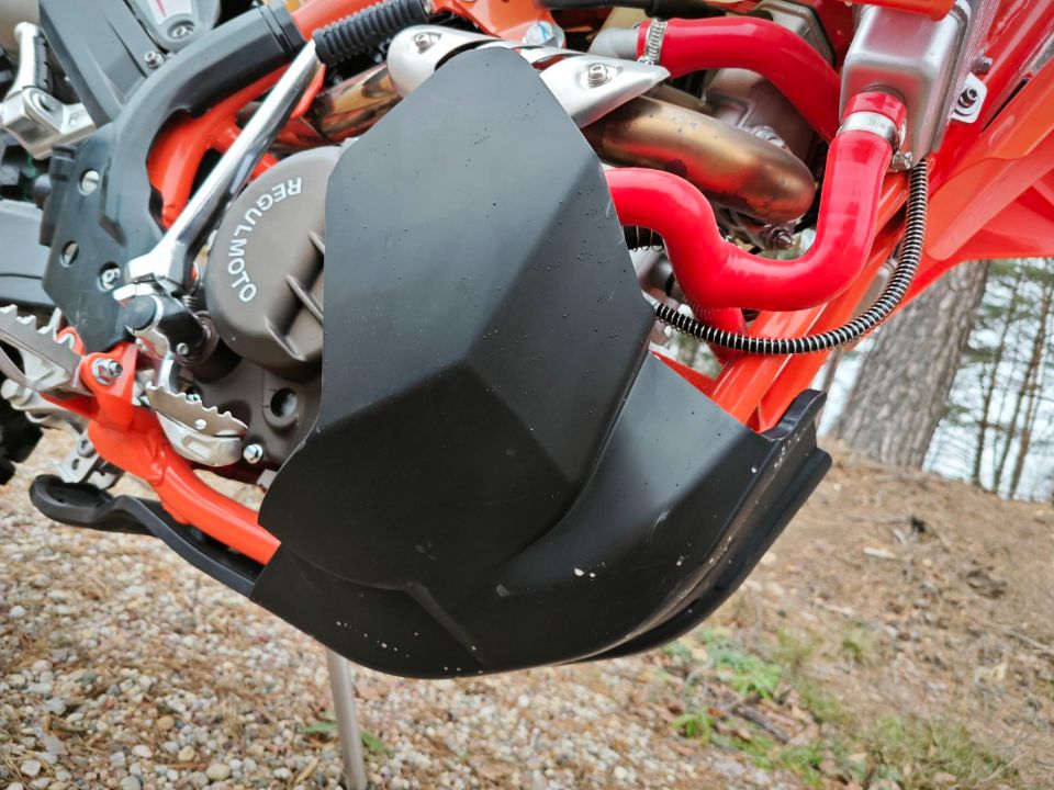 racermotors.by - Мотоцикл Regulmoto Crosstrec 300