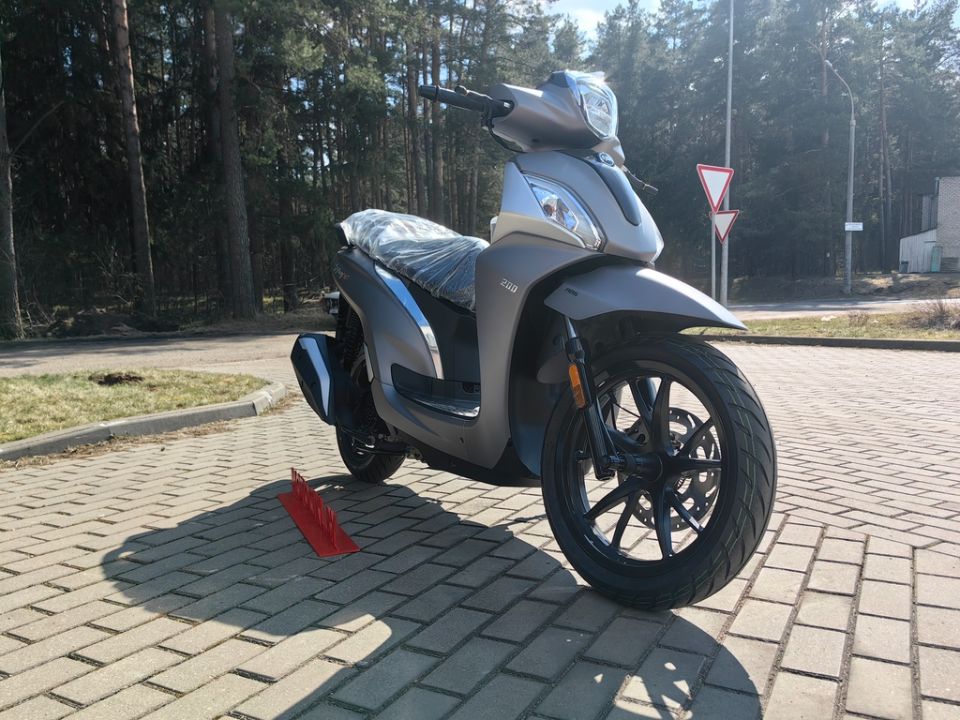 racermotors.by - Скутер SYM Symphony ST 200