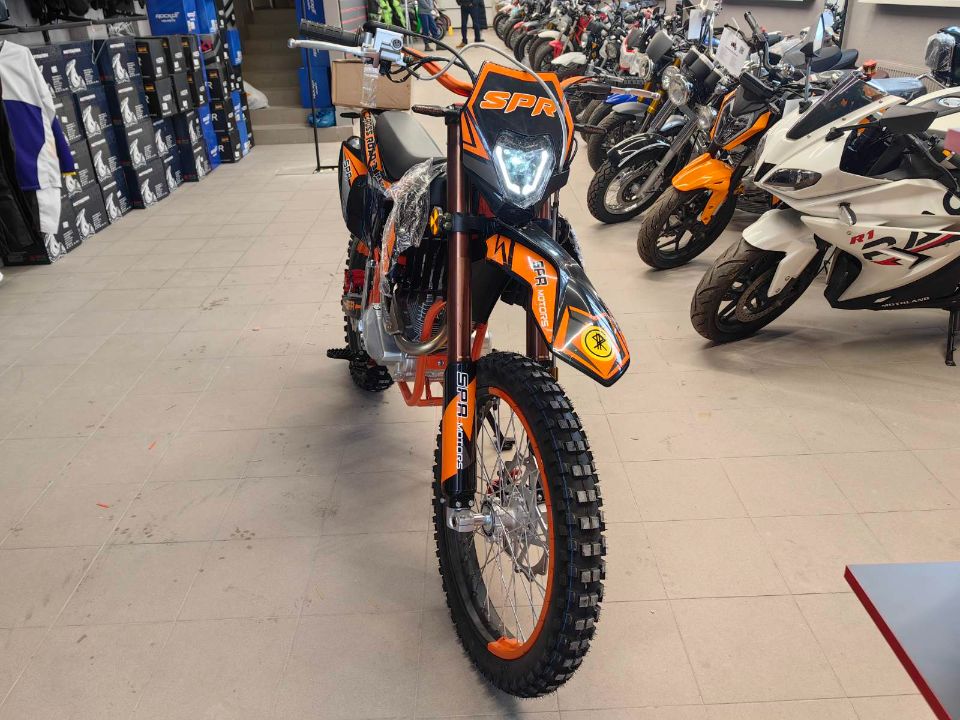 racermotors.by - Мотоцикл SPRMOTORS CROSSROAD-3 MAX NEW