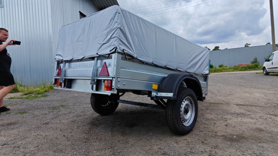 Автос.бел - АВТОМОБИЛЬНЫЙ ПРИЦЕП А20М1В, РЕССОРЫ AL-KO 4-ЕХ ЛИСТОВЫЕ, КОЛЕСА R13, ТЕНТ 400ММ