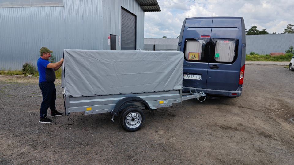 Автос.бел - АВТОМОБИЛЬНЫЙ ПРИЦЕП А25М1В, РЕССОРЫ AL-KO 4-ЕХ ЛИСТОВЫЕ, КОЛЕСА R13, ТЕНТ 800ММ