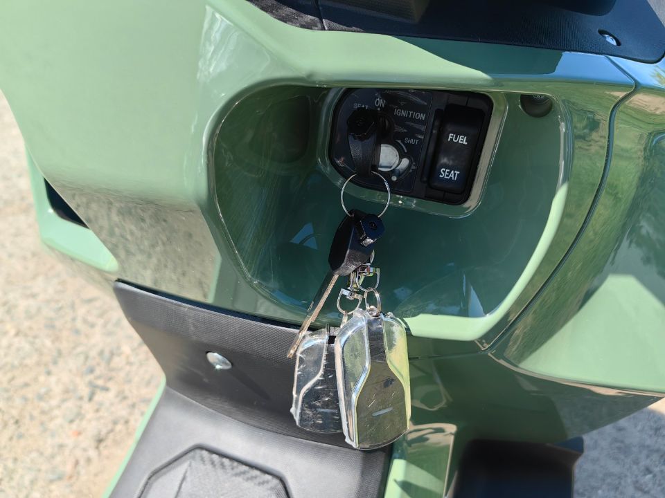 racermotors.by - Максискутер SPRMOTORS TRAVEL MAX 180 EFI