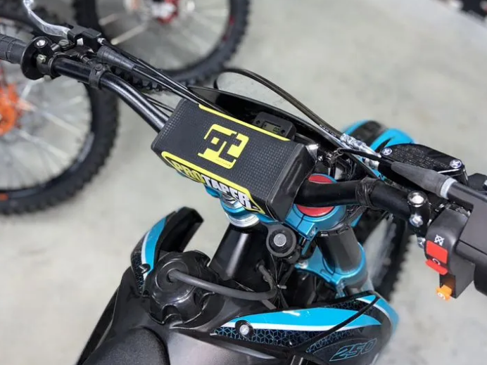 racermotors.by - Мотоцикл Кросс Motoland CRF300