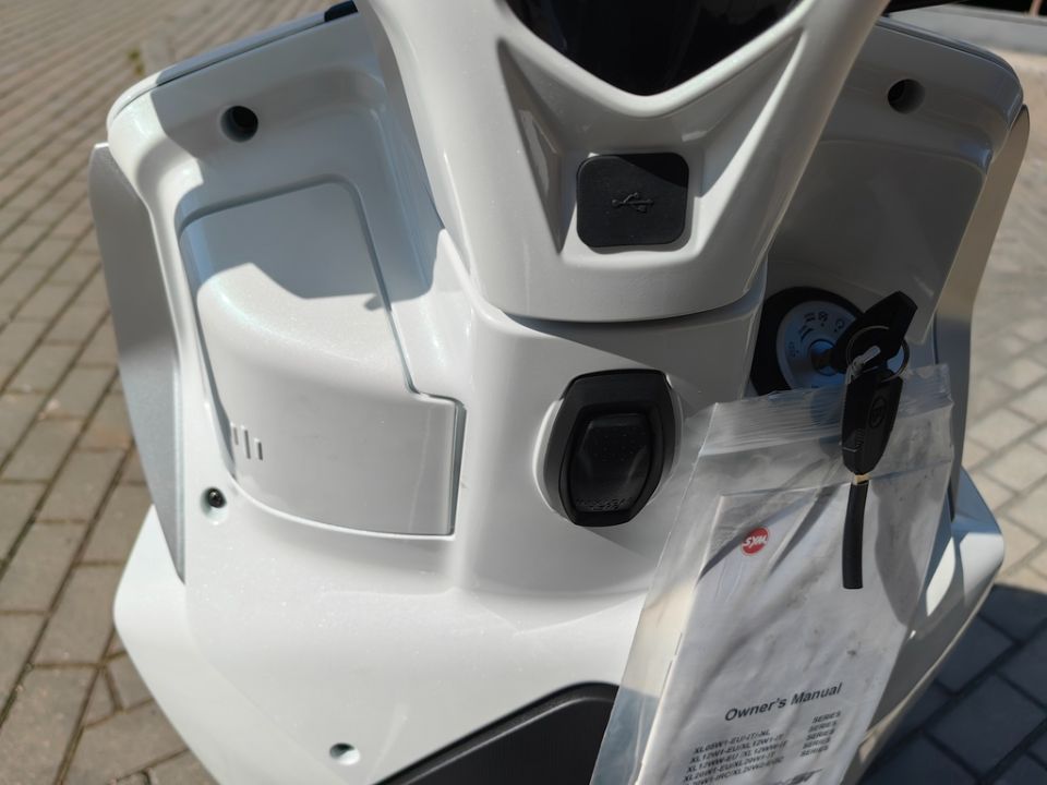 racermotors.by - Скутер SYM Symphony ST 200