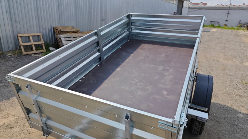 Автос.бел - Автомобильный прицеп AVTOS A28P1B, РЕССОРЫ 3302 ГАЗ-2 ЛИСТОВЫЕ, КОЛЕСА R16 БЕЗ ТЕНТА С НАДСТАВНЫМИ БОРТАМИ,
БОРТ 600 ММ