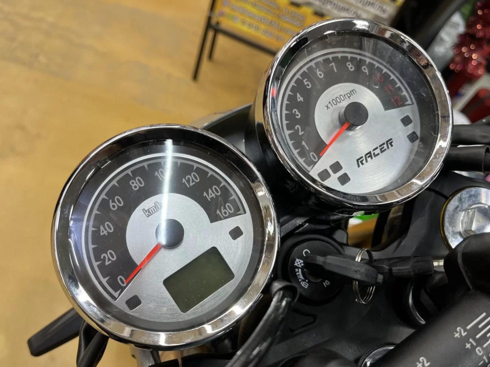 racermotors.by - Мотоцикл RACER RC300-GY8H TRIUMPH 300