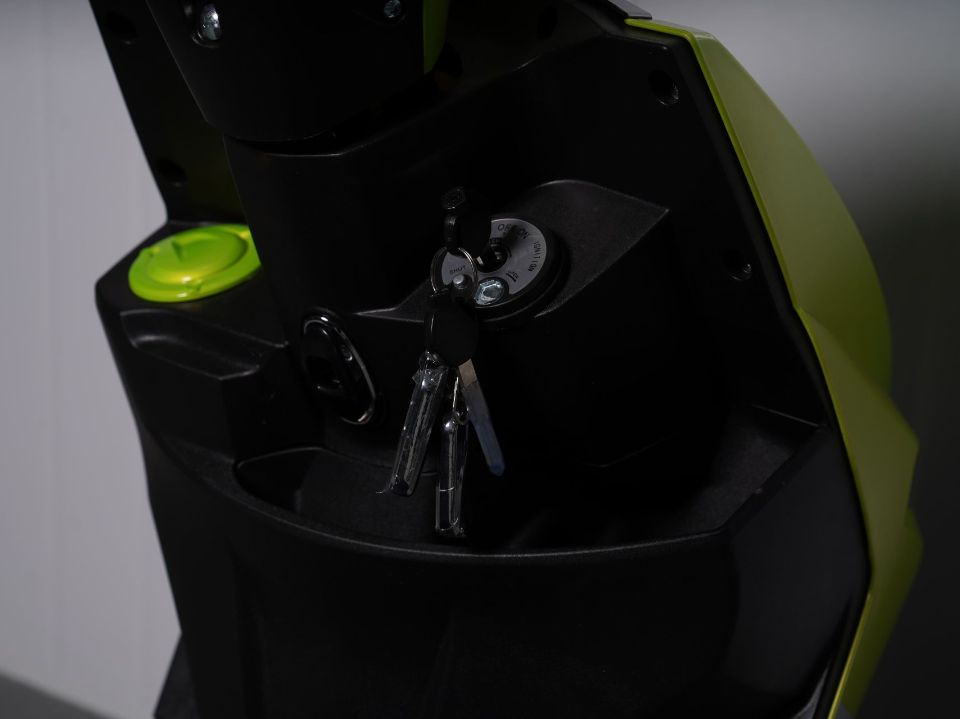 racermotors.by - Скутер SPRMOTORS SPORT FS+ (T6-50C)