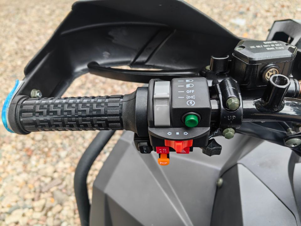 racermotors.by - Квадрицикл Avantis Hunter Max 450 EFI Premium (4х4)
