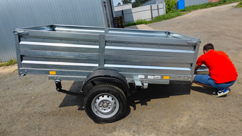 Автос.бел - Автомобильный прицеп AVTOS A28P1B, РЕССОРЫ 3302 ГАЗ-2 ЛИСТОВЫЕ, КОЛЕСА R16 БЕЗ ТЕНТА С НАДСТАВНЫМИ БОРТАМИ,
БОРТ 600 ММ