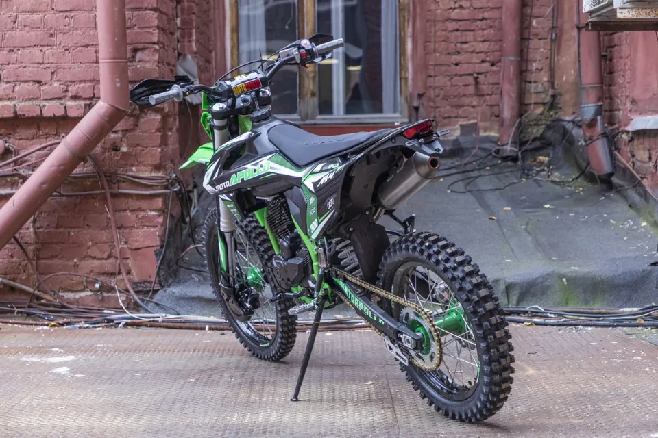 racermotors.by - Кроссовый мотоцикл Moto Apollo M4 300 (175FMM PR5)