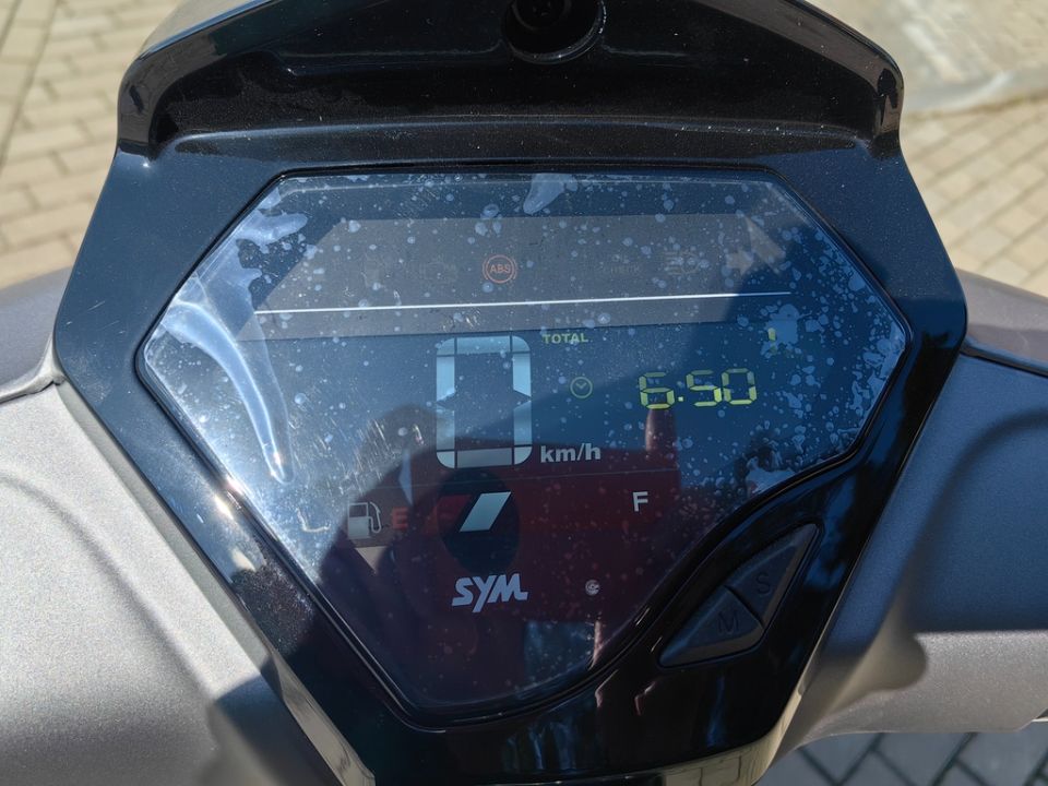 racermotors.by - Скутер SYM Symphony ST 200