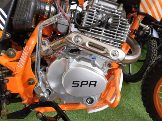 racermotors.by - Улучшенный двигатель Zongshen CBB (ZS172FMM-3A), Мотоцикл SPRMOTORS CROSSROAD-3 NEW FH250-Y1