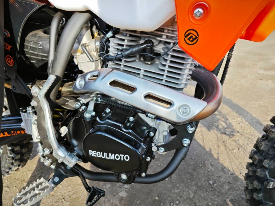 Regulmoto Athlete 300 