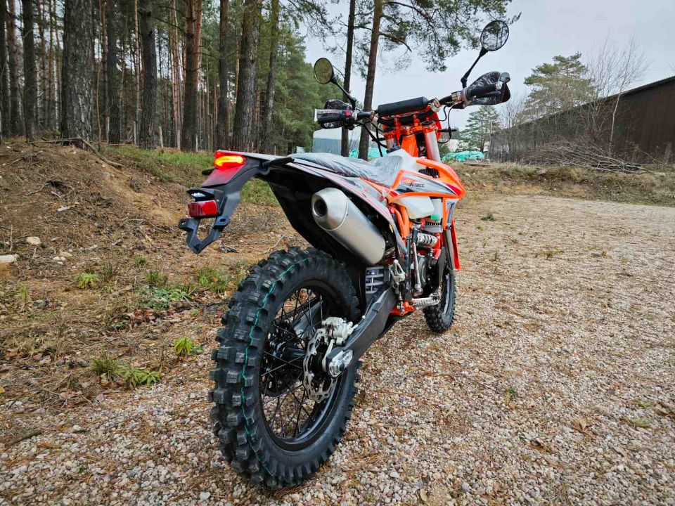 racermotors.by - Мотоцикл Regulmoto Crosstrec 300